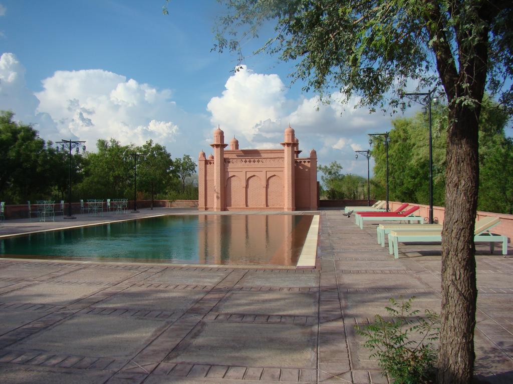 Gaj Kesri Hotel Биканер Екстериор снимка