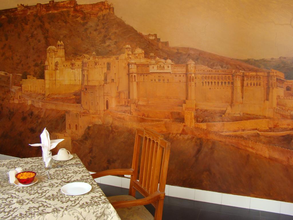 Gaj Kesri Hotel Биканер Екстериор снимка