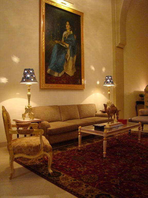 Gaj Kesri Hotel Биканер Екстериор снимка