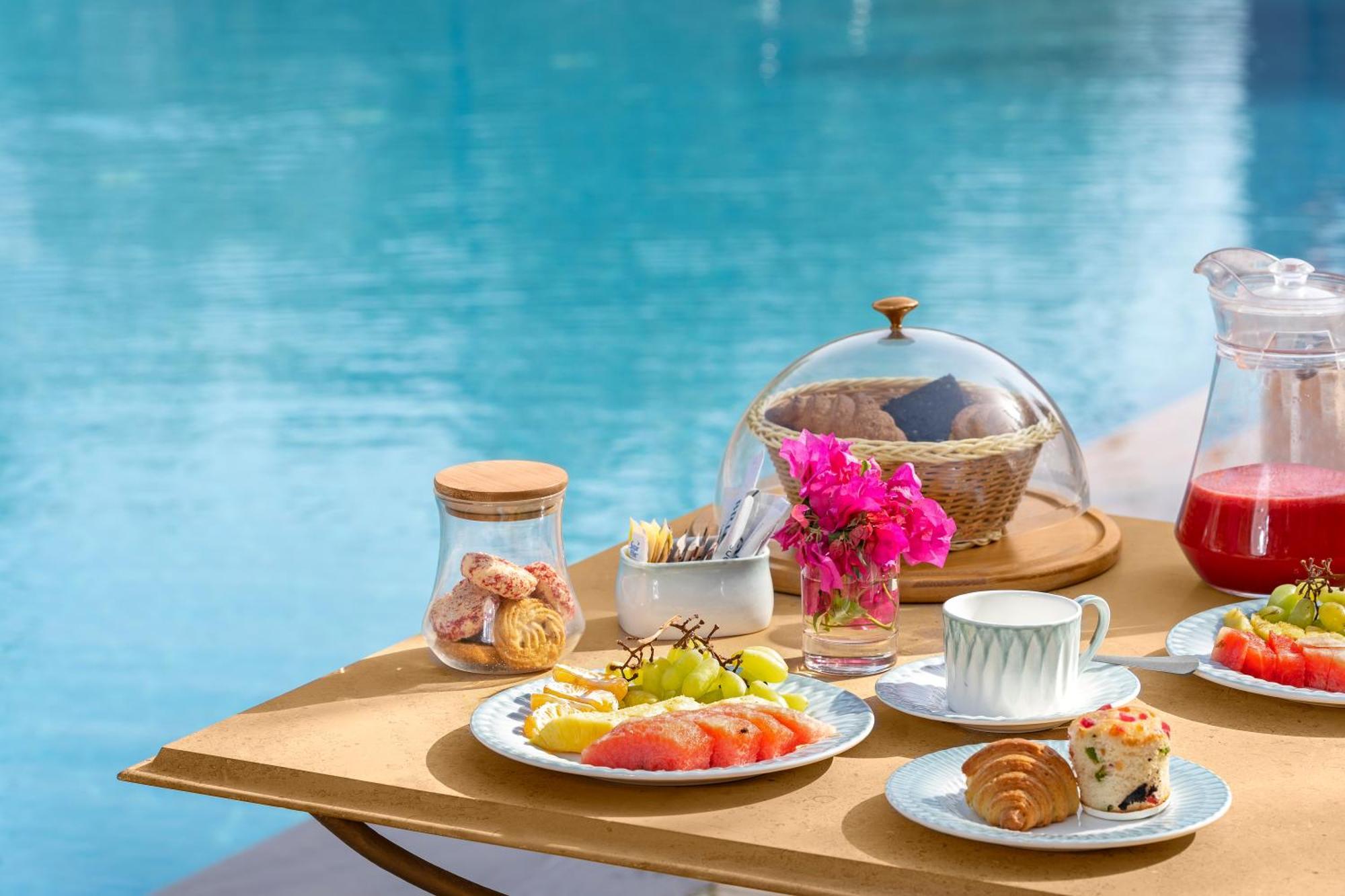 Gaj Kesri Hotel Биканер Екстериор снимка